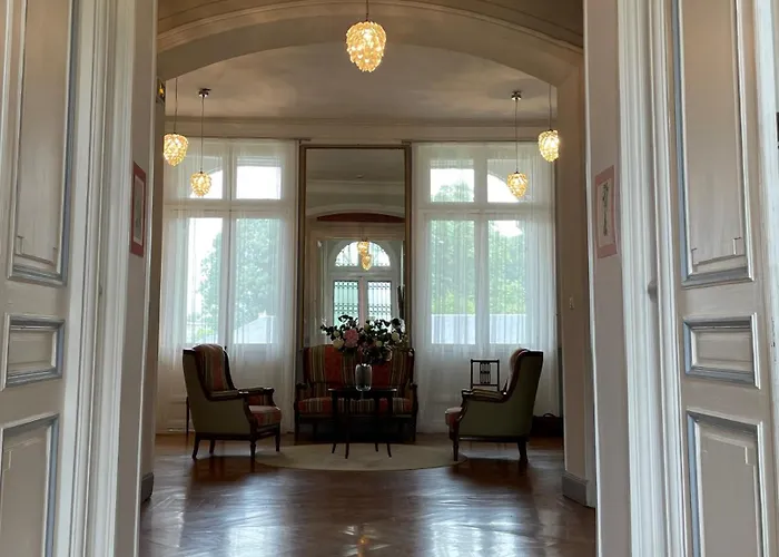 Bonvouloir 公寓式酒店 巴涅尔德比戈尔