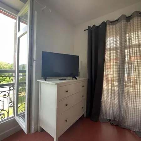 מלון דירות Bonvouloir בנרס-דה-ביגור