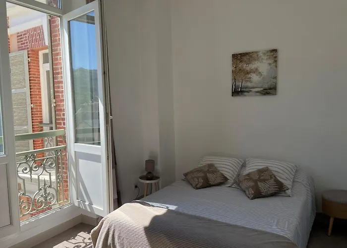 Bonvouloir * בנרס-דה-ביגור